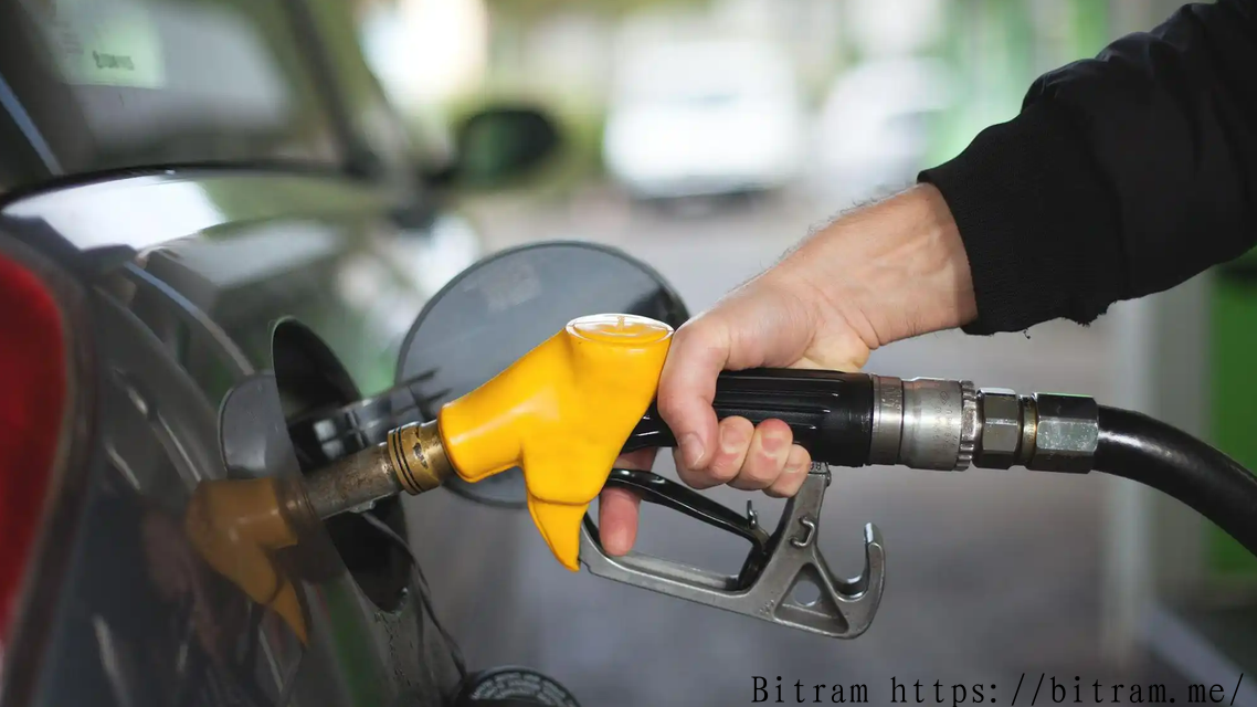 成品油价格临时调控措施出台:为何此时出手,保障了哪些群体利益? 成品油价格临时调控措施出台:为何此时出手,保障了哪些群体利益?